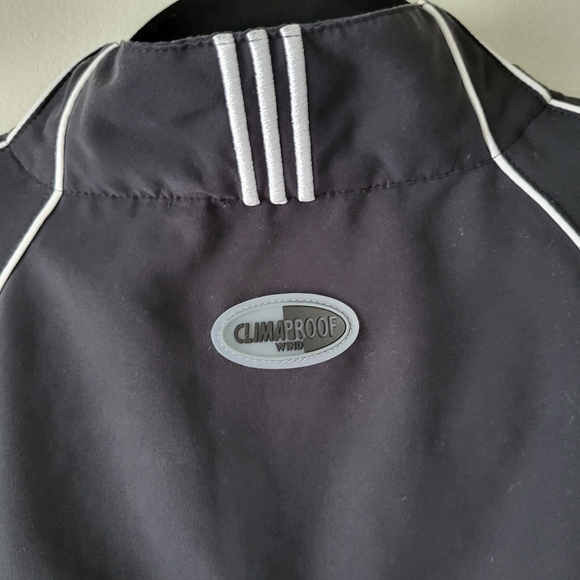 Adidas Climaproof athleisure black zip up lightweight jacket.  Size S - Picture 10 of 13